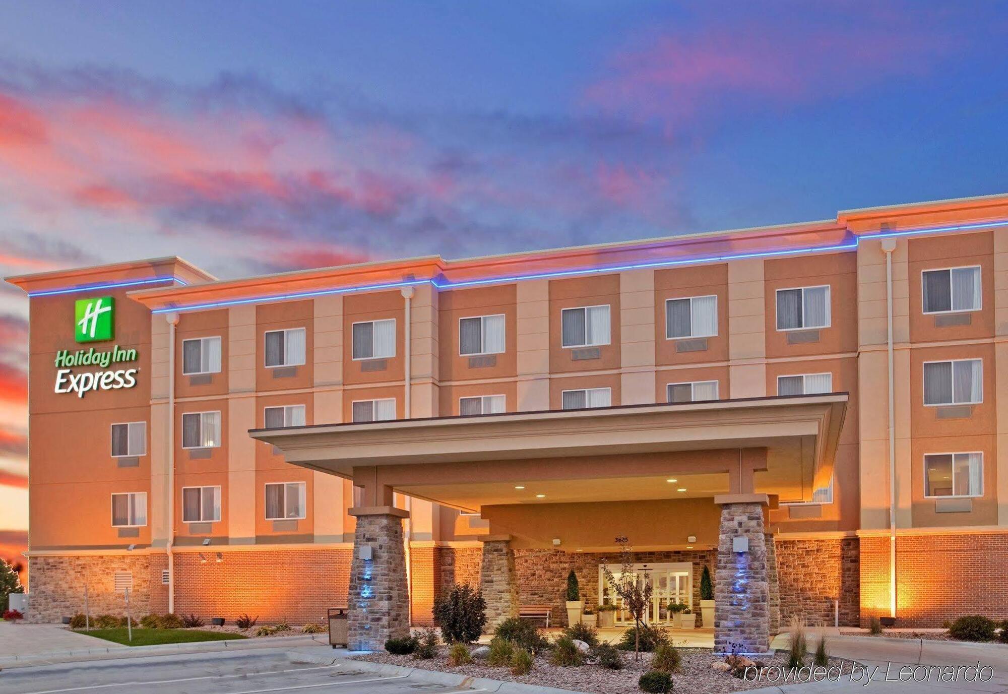 Holiday Inn Express Hastings By Ihg Zewnętrze zdjęcie